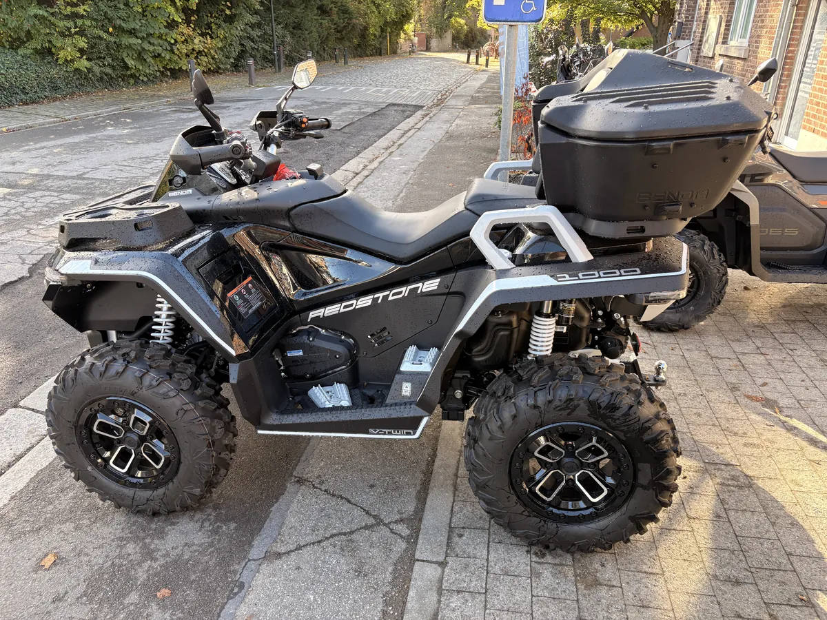 BENDA REDSTONE 1000 EDITION PREMIUM + ABS CHASSIS LONG — photo 1