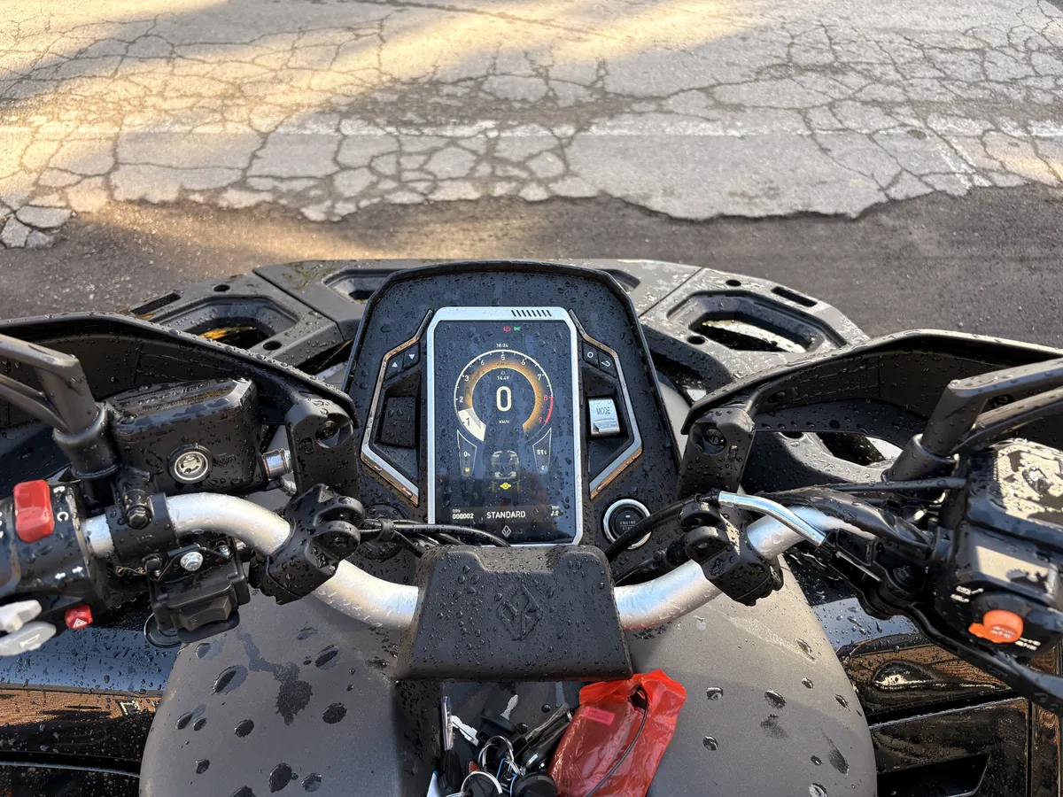 BENDA REDSTONE 1000 EDITION PREMIUM + ABS CHASSIS LONG — photo 7
