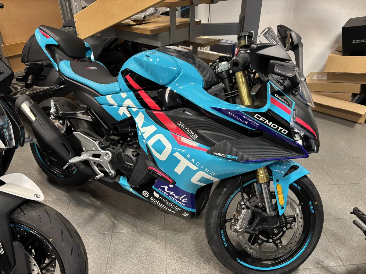CFMOTO 450 SR WORLD CHAMPION EDITION — photo 1