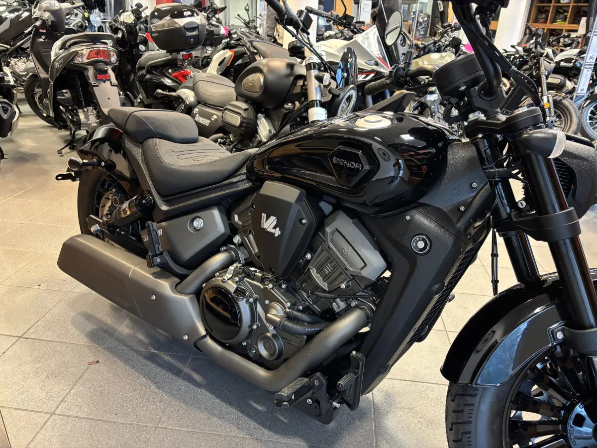 BENDA DARKFLAG 500 COMMANDER V4 — photo 2