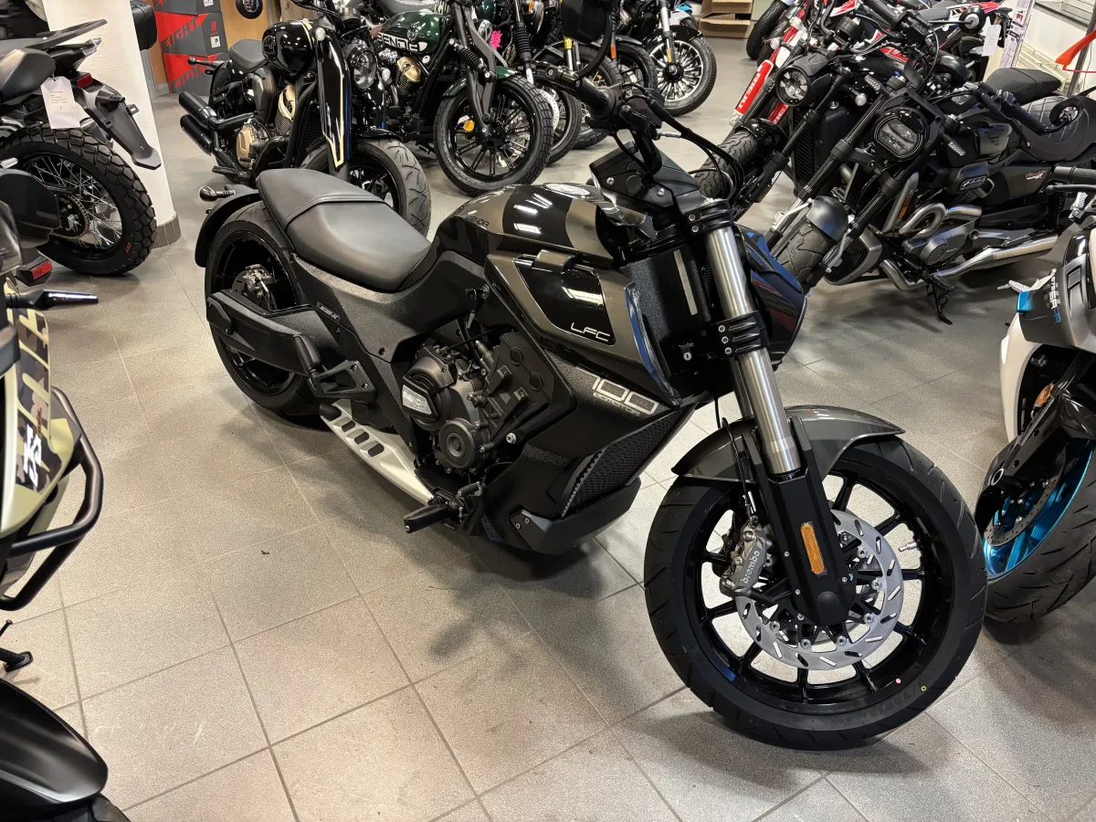BENDA LFC 700 PRO — photo 1