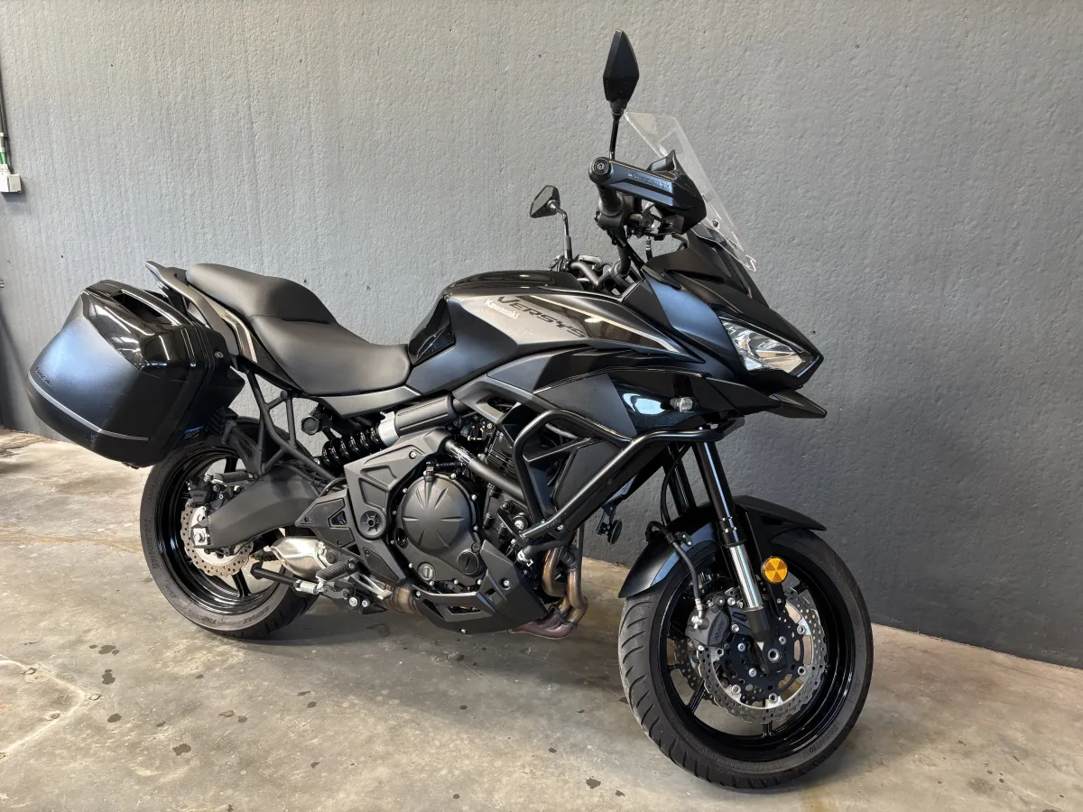 KAWASAKI VERSYS 650 — photo 1