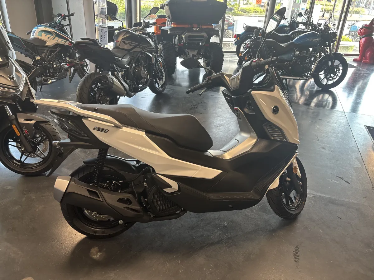 VOGE SR1 — photo 3
