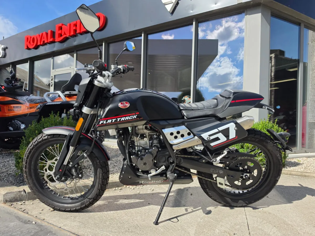F.B MONDIAL FLAT TRACK 125I — photo 2